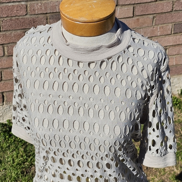 Far Child beige cut out blouse - Picture 2 of 5